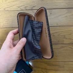 メガネケースの画像