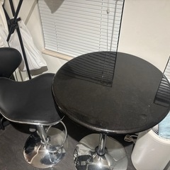 テーブル＆チェア
の画像