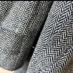 グレー ヘリンボーン柄 コートの画像