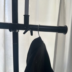 山善 天井突っ張り式 ハンガーラック 2段 黒の画像