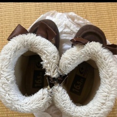 ブラウン リボン付き ブーツ 16.5cmの画像