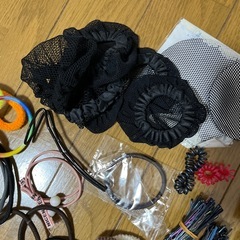 ヘアゴム　まとめ髪ピン　アメピン　Uピン　お団子ネット　ビニールゴムの画像