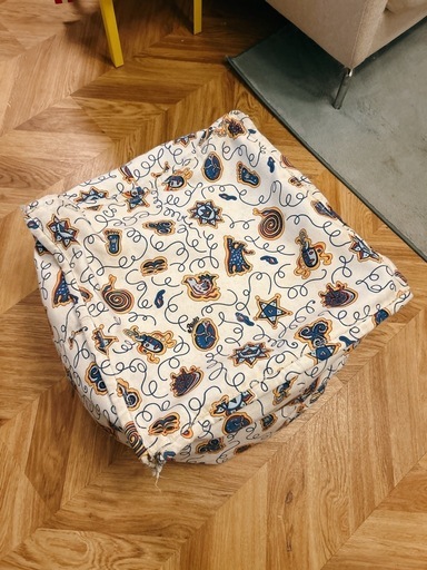 LOEWE パウラズイビザクッション①