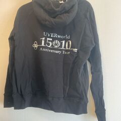 【Lサイズ】UVERworld 15&10 Anniversary パーカーお譲りしますの画像