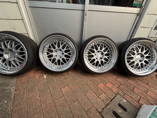 WORK EKROW WXW C1M  18インチ9.5j