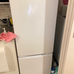 東芝 
冷蔵庫 の画像