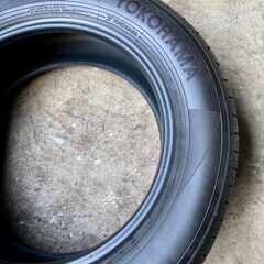 YOKOHAMAタイヤ BluEarth-Es32 205/60R16 92H 中古タイヤ4本セットの画像
