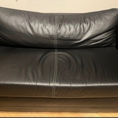 ソファ（急いでます）の画像