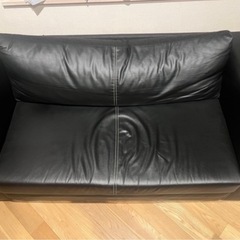 ソファ（急いでます）の画像