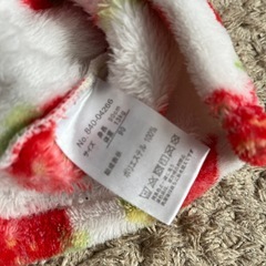 【サイズ90】パジャマ　いちご柄　フリースの画像