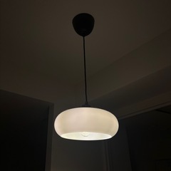 韓国 ミルクガラス ペンダントライトの画像