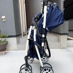 べベビーカーの画像