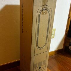 ★新品★インテリアに映える、冷暖対応 タワーファン 温風 冷風 羽根無し 扇風機 サーキュレーター 首振り80度。の画像