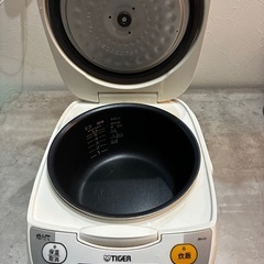炊飯器 炊飯ジャー 5.5合 5.5合炊き タイガー JBH-G101-W 白 ホワイトの画像