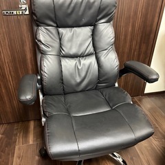 オフィスチェアの画像