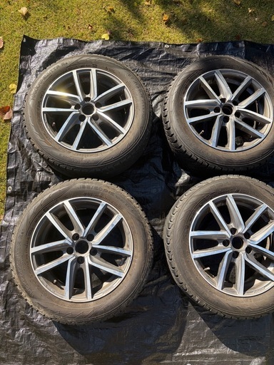 【NOKIAN／ハッカペリッタR2】185/60R15 スタッドレス＋ホイール4本セット（多治見受け渡し可）