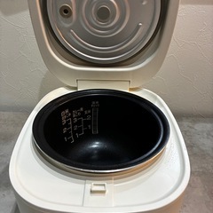 無印良品 しゃもじ置き付き炊飯器　３合　の画像