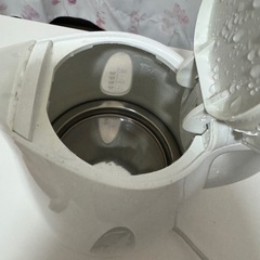 【動作良好】T-fal アプレシアプラス 電気ケトル 0.8L ホワイト
の画像