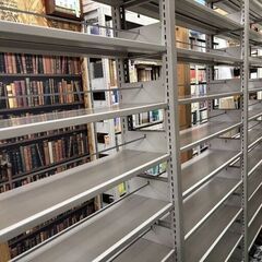 【2-2】コクヨ 中重量スチール棚 店舗バックヤード棚 ストック棚 5連 20万円弱の棚です 丈夫です！ 解体して搬出できる方のみの画像