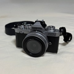 Nikon Zfc レンズキット　シルバーの画像