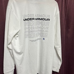 新品　アンダーアーマー　シャツの画像
