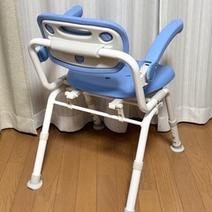 Panasonic シャワーチェア ユクリア 配達可能の画像