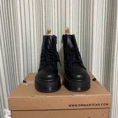 Dr Martens ブーツの画像