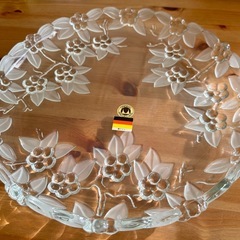 【ほぼ未使用】 Carmen satiniert 花柄 ガラス皿の画像