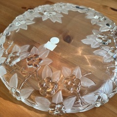 【ほぼ未使用】 Carmen satiniert 花柄 ガラス皿の画像