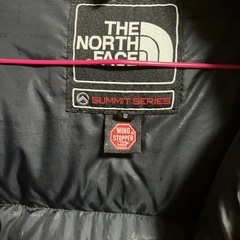 ノースフェイスダウンジャケットの画像