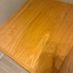 ダイニングテーブルの画像