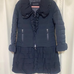 トゥービーシック ダウンコート 2way フリルの画像