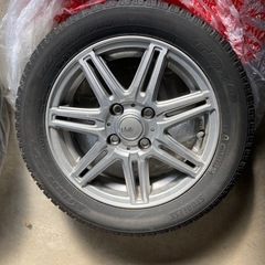 スタッドレス4本セット ホイール付き　溝しっかり / 状態良好 /  の画像