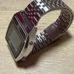 セイコー アルバ ボイスアラーム デジタル時計　Y824-5000 SEIKO ALBA デジタル腕時計の画像