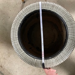 「陶器火鉢（大きめ）／インテリア・園芸・炭入れに」 の画像