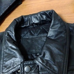 （美品）牛革コート　フード（脱着可能）レディース　メンズ　フリーsizeの画像