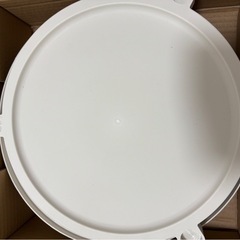 【新品未使用】テーブルの画像