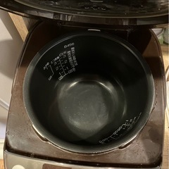 炊飯器の画像