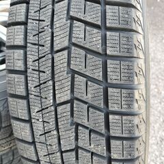 【11/28】スタッドレスタイヤ売りますの画像