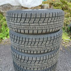 【11/28】スタッドレスタイヤ売りますの画像