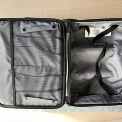 キャリーケースの画像