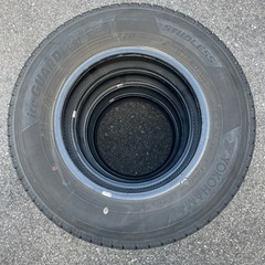 YOKOHAMAスタッドレスタイヤ 12インチ の画像