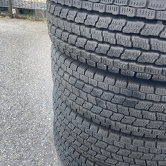 YOKOHAMAスタッドレスタイヤ 12インチ の画像