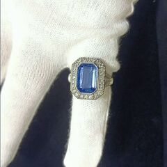 ロイヤルブルー ガラスストーンリング 指輪の画像