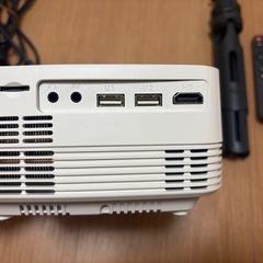 yowhick プロジェクターの画像