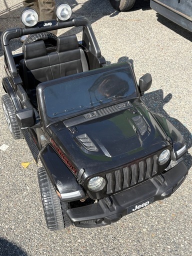 ジープ　子供　乗用　　電動