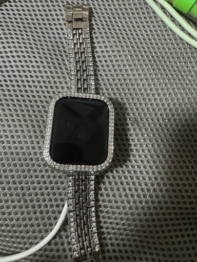 NIKE 　off-white、Apple Watch、クロムハーツ