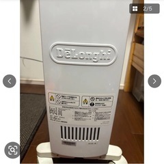 デロンギ　オイルヒーター　TDD0915W リモコンとカバー付き　稼働品の画像