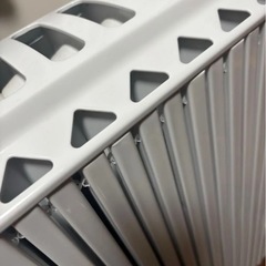 デロンギ　オイルヒーター　TDD0915W リモコンとカバー付き　稼働品の画像