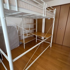 デスク付きロフトベッド　分解済み　の画像